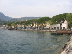 Garda Promenade Gardasee Sommer